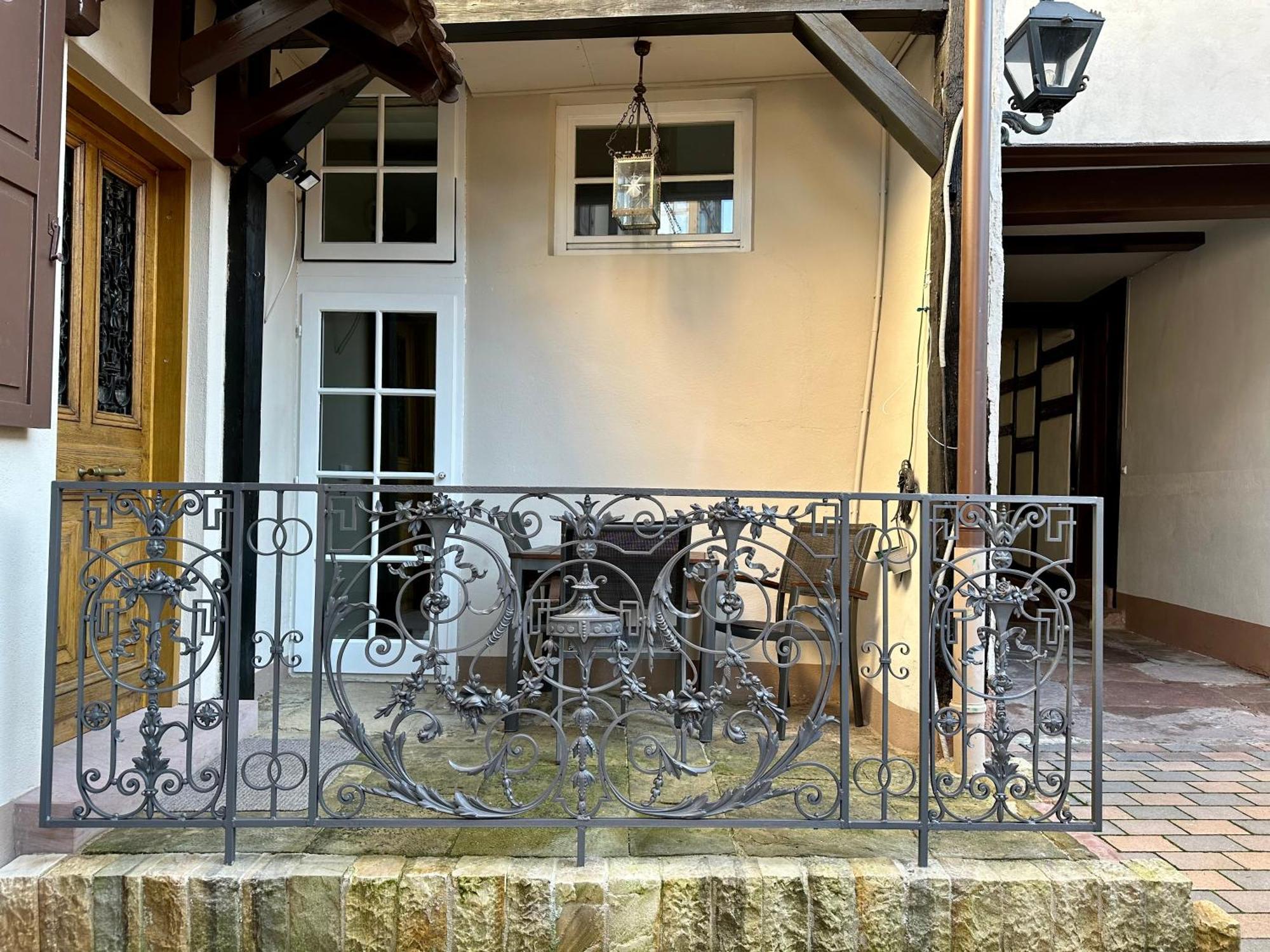 Exklusives Haus, Ruhig Gelegen Im Innenhof, Zentral, Lichtdurchflutet, Karlsruhe Exterior foto